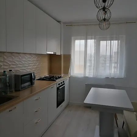 Luxury 4-rooms, 2-bathrooms, Obor Area * בוקרשט
